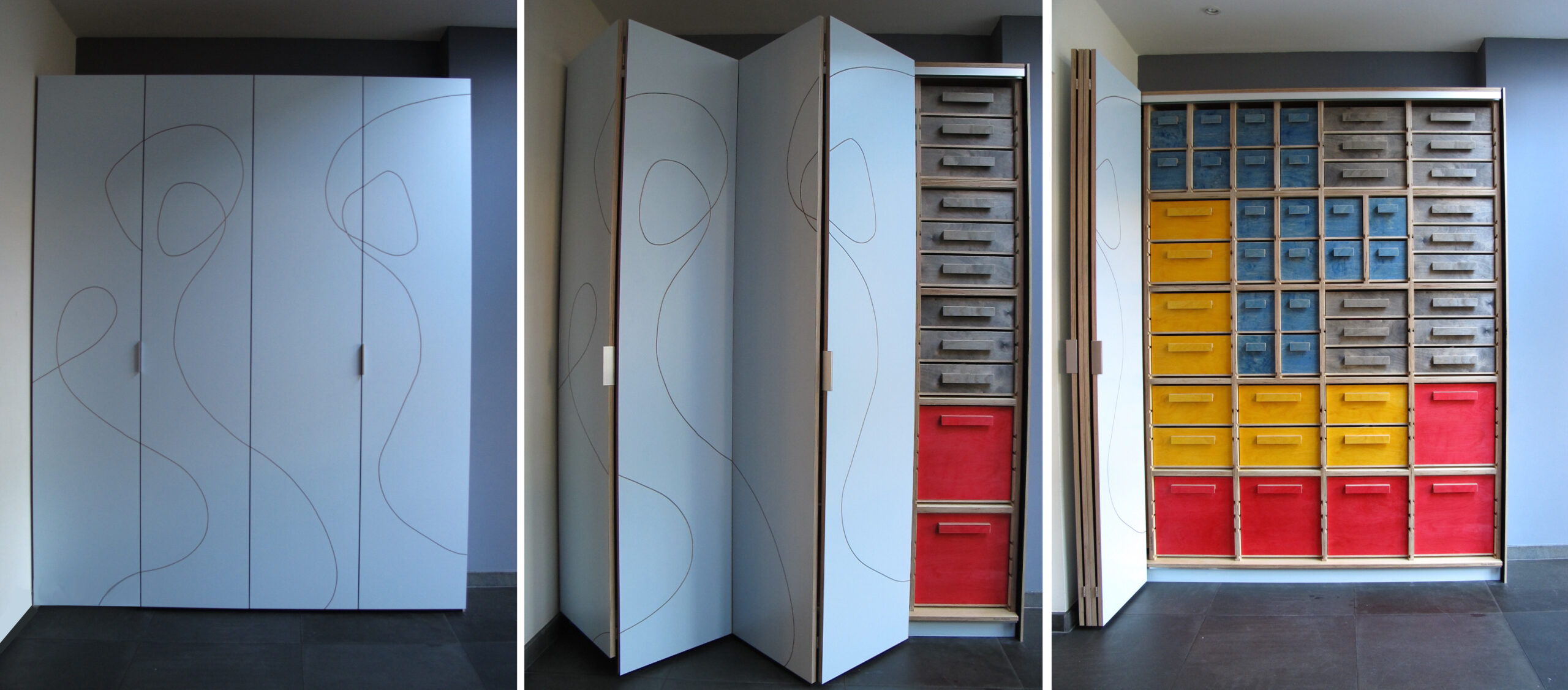 Double face cupboard